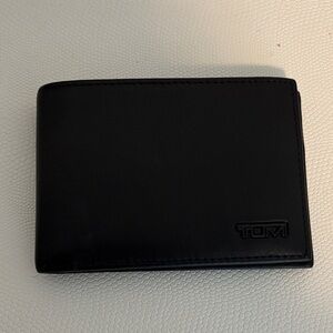 Tumi Black Leather Double Billfold Wallet